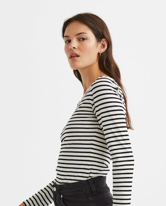 Long sleeved tshirt