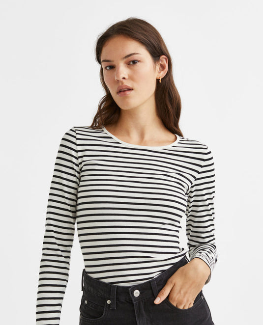 Long sleeved tshirt
